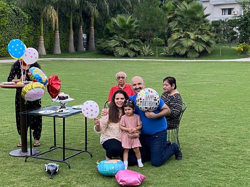 c57f0812-bbe9-47c4-b473-8cb7ee4bfc0b